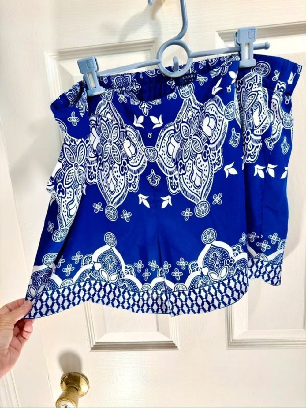 Kaari Blue Royal Blue & White Paisley Print Dress Shorts Size XL